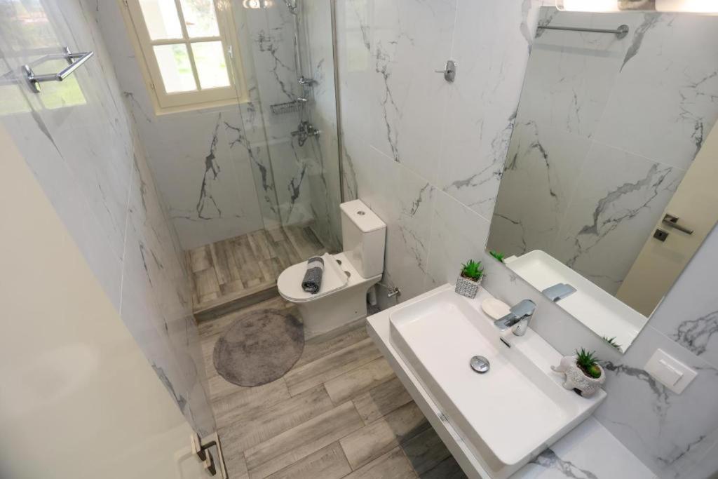 Kouros Apartments Litheres Kültér fotó