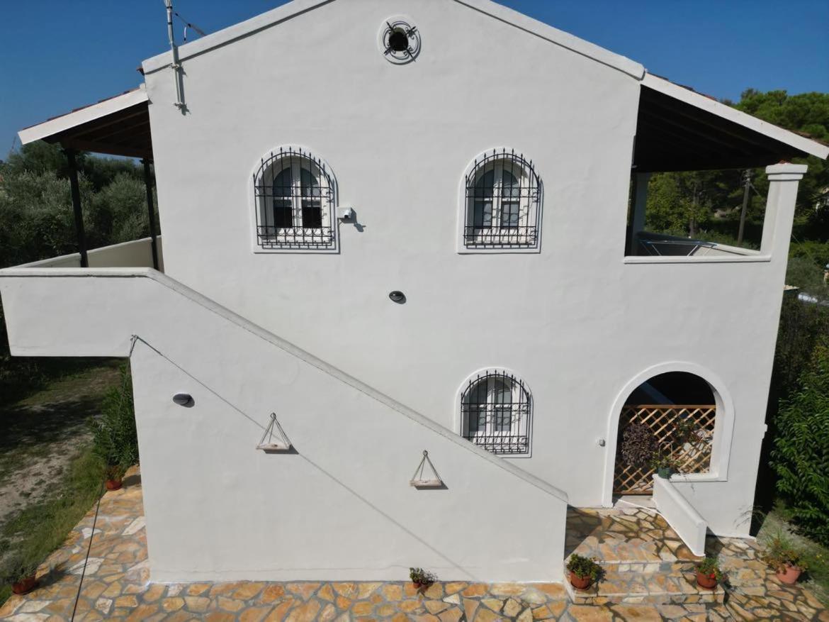 Kouros Apartments Litheres Kültér fotó